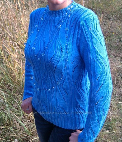  Вязаный голубой свитер. Ручная работа спицами