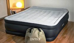 Двухспальная надувная кровать Intex 64136 со встроенным насосом 220V