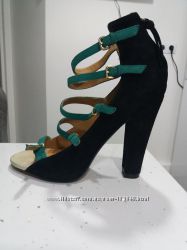 Zara замшевые босоножки р. 37