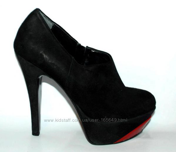 OSEY новые черные замшевые ботинки, р. 38