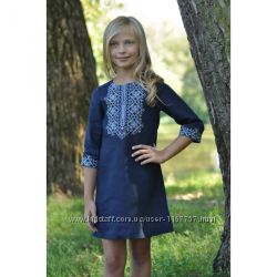 Сукня для дівчинки з синього льону з вишивкою 