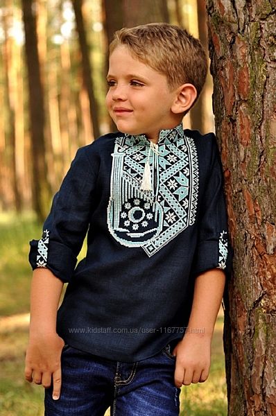 Ексклюзивна дитяча вишиванка для хлопчика з орнаментом Бандура