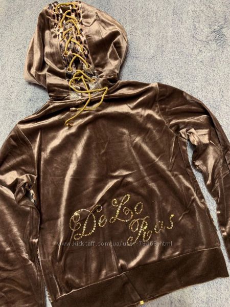 Deloras костюмы