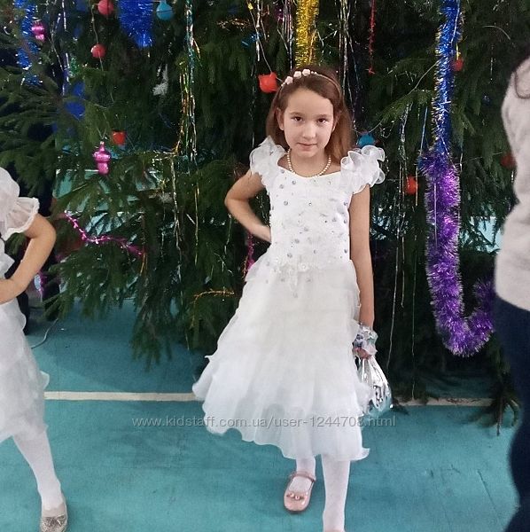 Бальное платье для девочки 6-8 лет