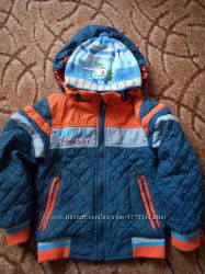 Курточка демі на 1-2 роки в супер стані