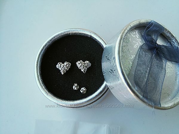  Серебряные серьги-гвоздики сердечки 925 