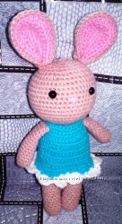 Зайка в платье вязаный