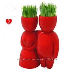 Травянчик керамический красный двойной - пара стоит в обнимку