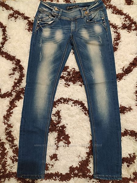 Жіночі джинси темносині 29 розмір