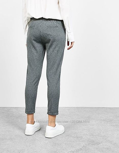 Стильные укороченные брюки отличного качества от marks & spencer