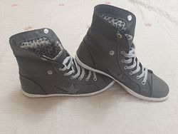 Кеди 38 ботінки 