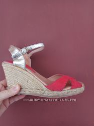 Босоножки 38 40 розмір бренд Minelli