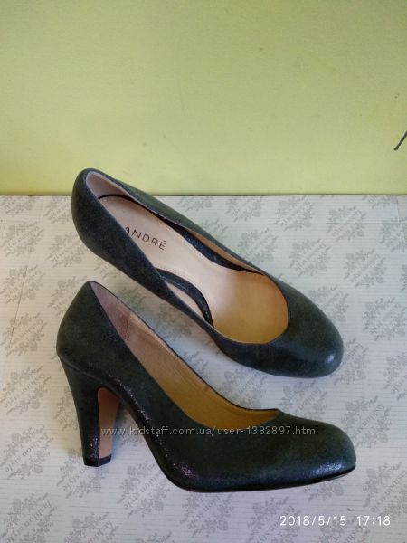 Туфлі 38 розмір бренд Andre