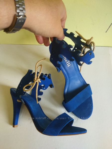 Босоніжки 35 розмір бренд. Minelli