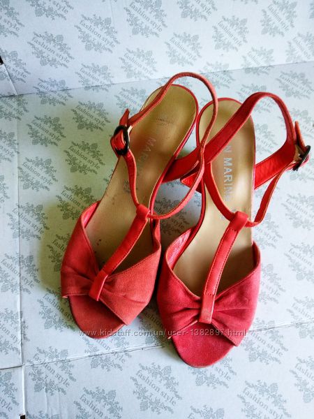 Босоножки 37 розмір бренд San Marina