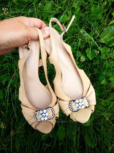 Босоножки 36 розмір бренд Cosmoparis