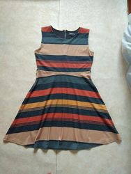 Стильное платье трапеция Apricot, 14 размера. 