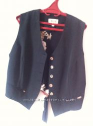 Жилет черный классический