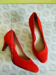 Туфлі   36. 37роз. Minelli