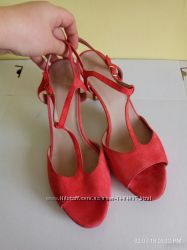 Босоножки  37 38 39 40 розмір бренд Minelli