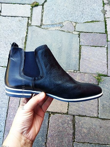 Ботинки 37 розмір бренд Andre