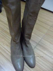 Шикарные  демисезонные сапоги GANZ AUS LEDER . 