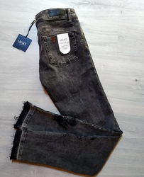 Джинсы скинни Liu jo W30