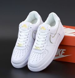 Женские кроссовки Nike Air Force. White Gold