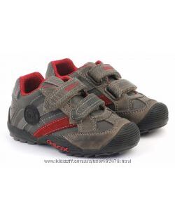 Осінні кросівки, напівчеревики 22-30рр Geox, Ecco. Superfit
