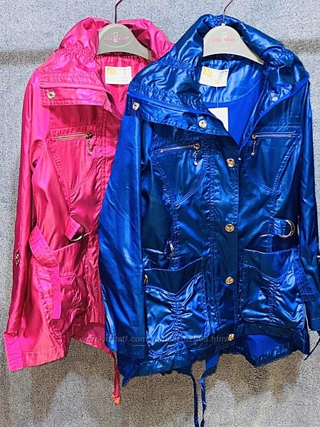 Плащи и ветровка.